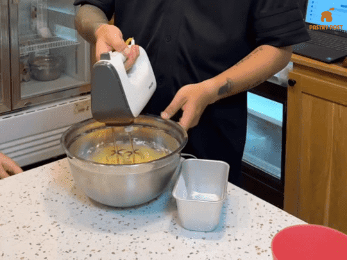 Quy trình đánh bột bằng máy công nghiệp