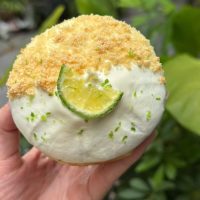 bánh donut chanh